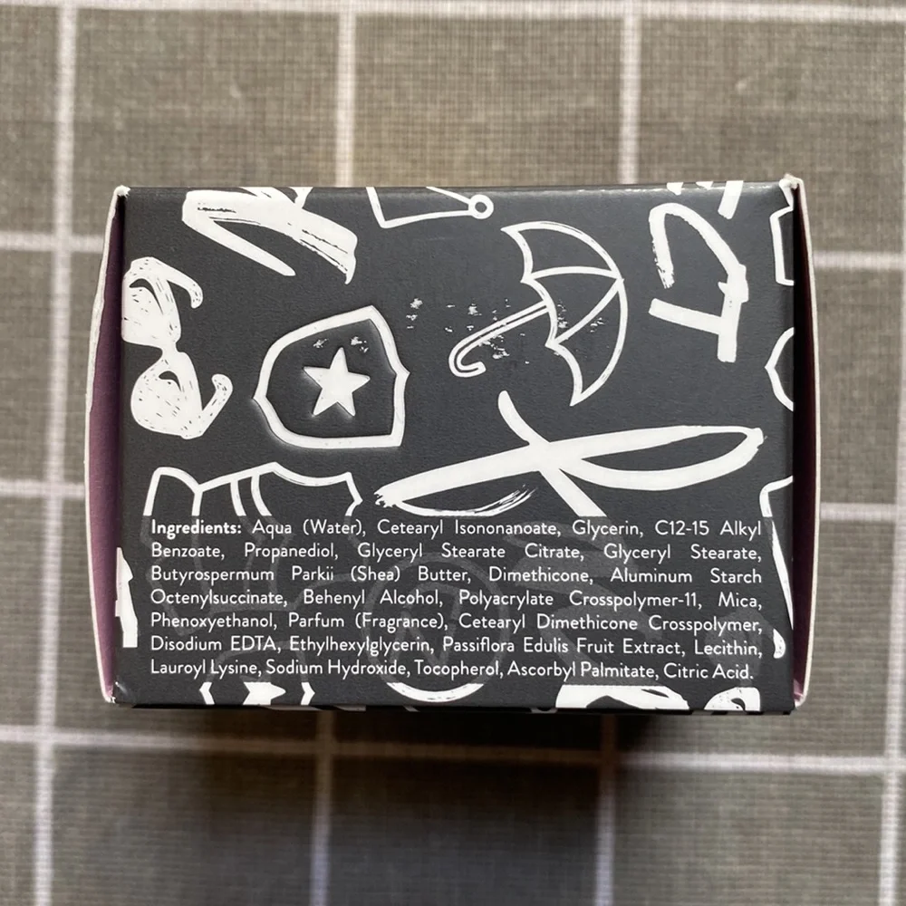 Teeez Cosmetics Smoothing Face Primer - Picture 5 of 7